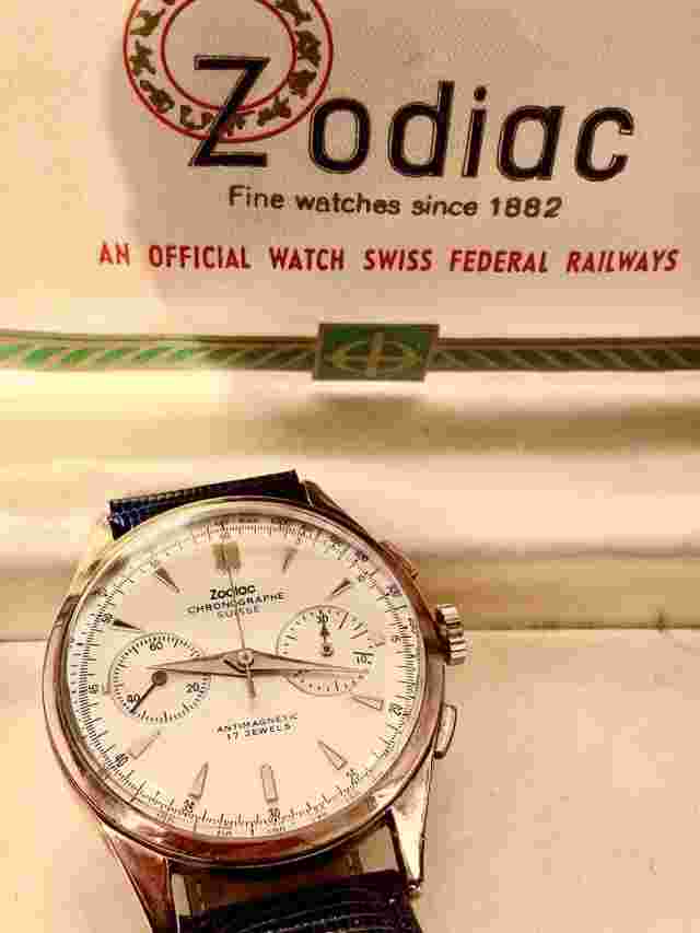 Zodiac 2 Register Chronograph 18k Gold