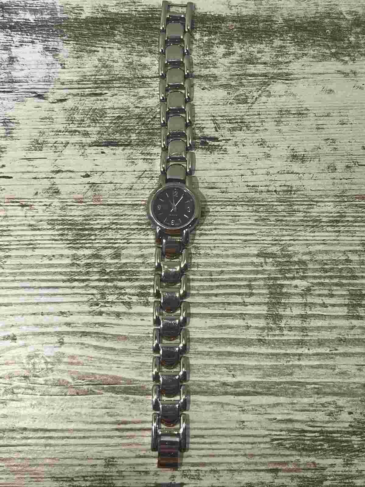 Accutime Analog Fashion Women's  Quartz Watch Silver Tone Navy Face- New Battery