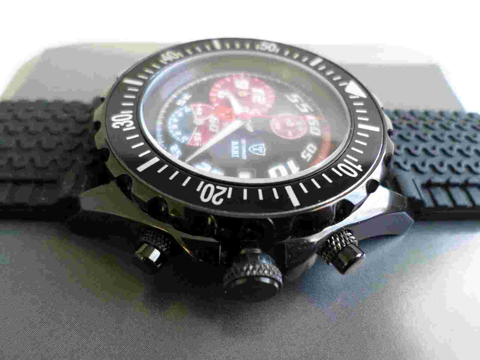 Rare Watch Detomaso " Вari" Mens Black Chronograph retrograde  Quartz