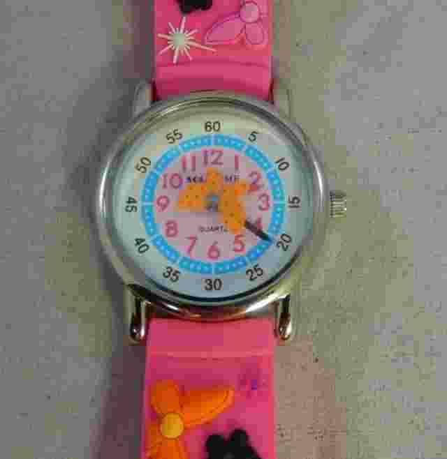 Solo Time Girl's Watch Pink Second Hand Shaped Butterfly Quartz Working New
