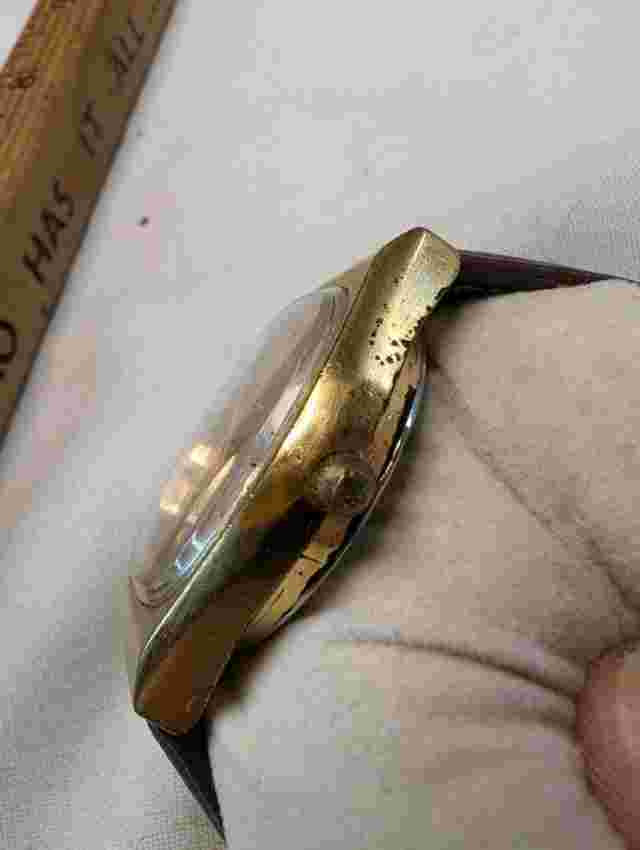 Men's Le GRAN "S" Gold Tone Quartz Day Date Watch - New Battery/Band