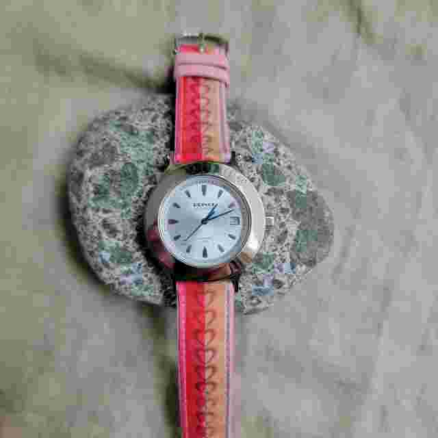 Prince Hollywood Heart Women's Watch With 3 Heart Shape Stones In Bezel