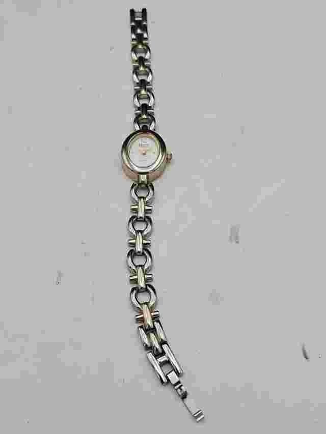 Vintage Victoria Rhein Quartz Women's Wrist Watch - Working With A New Battery