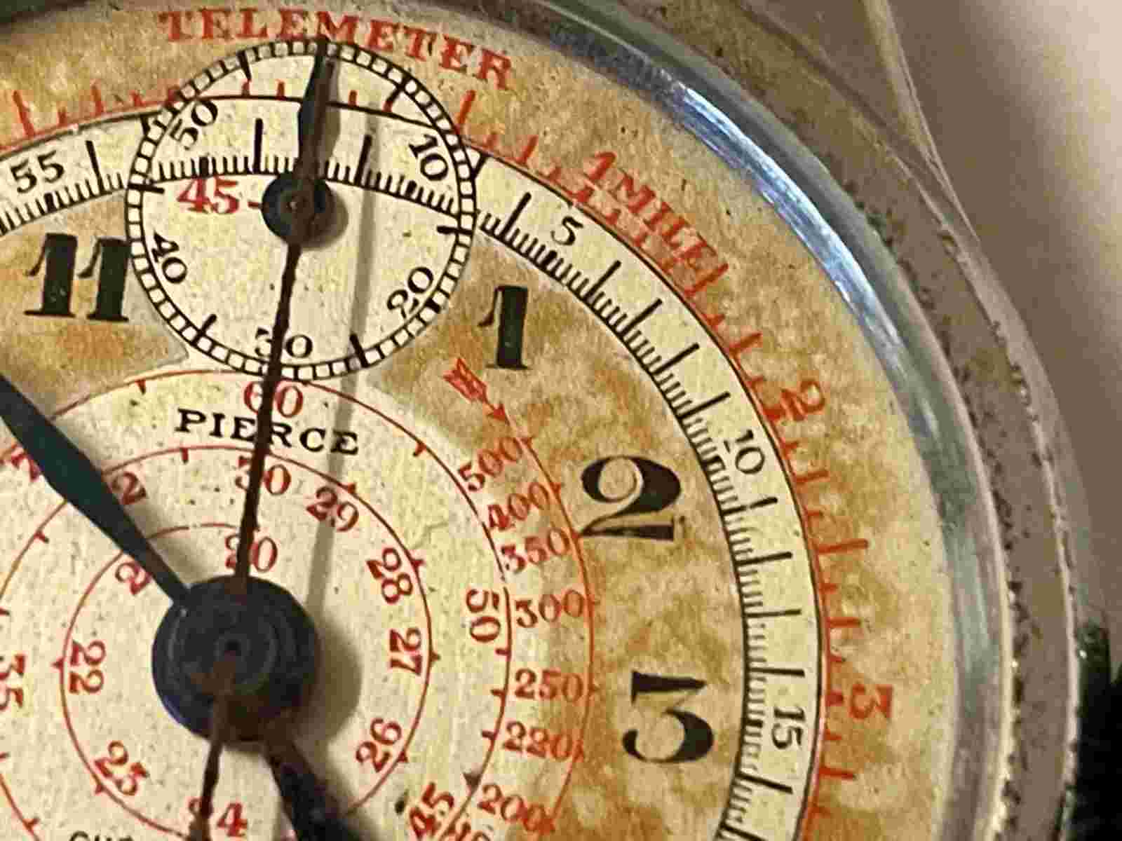 VINTAGE PIERCE CHRONOGRAPH 1931-32  MANUAL WINDING,  ONE BUTTON  WATCH NEW GLASS