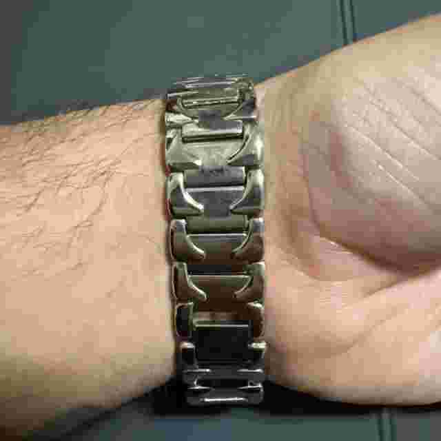 pierre miller quartz water resistant