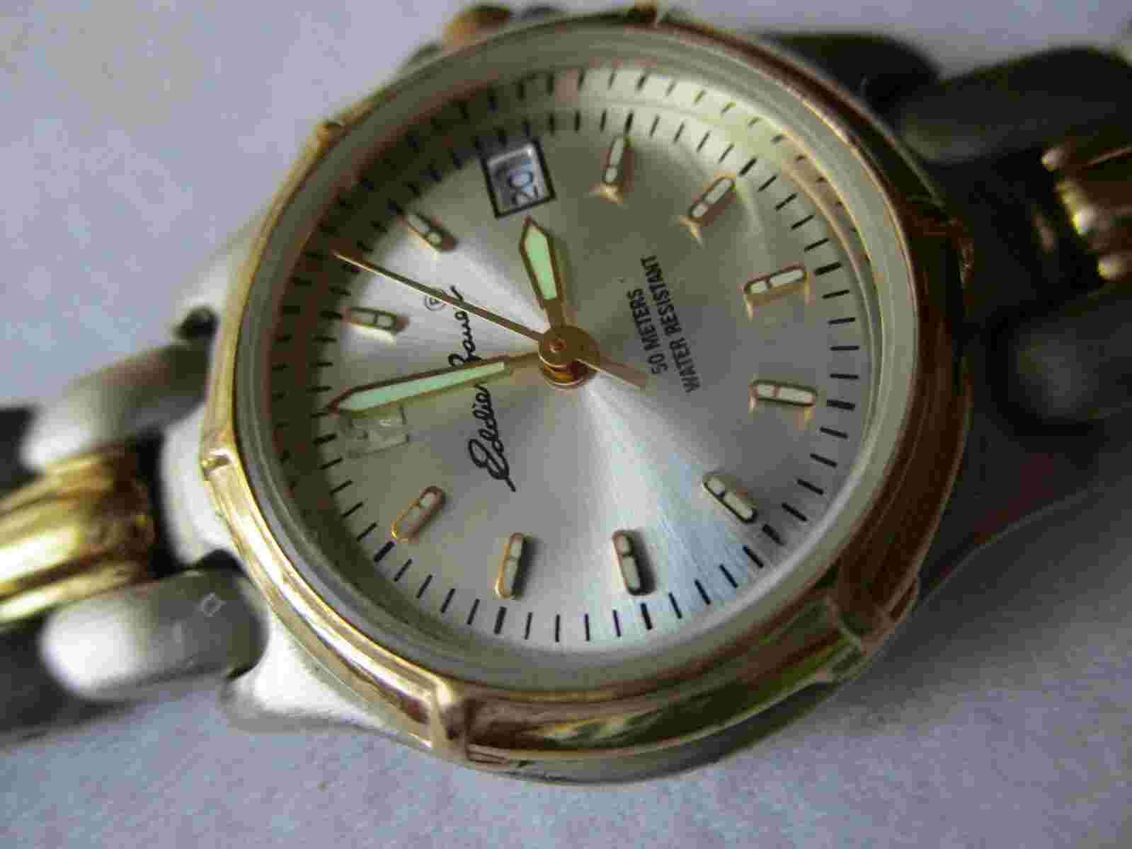 Eddie Bauer Wristwatch Silver & Gold Toned Band Date Indicator WR 50M