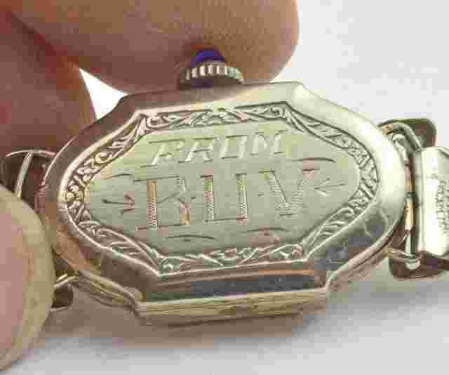Antique 18k Solid Gold Plat. trim diamond & sapphire Deco ladies Wrist Watch