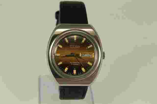 Immaculate 1960's TITAN Automatic Stainless Steel Swiss Watch