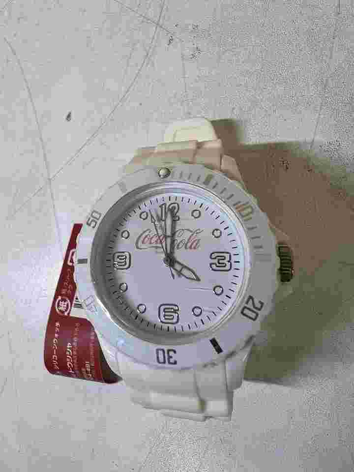 Limited Coca-Cola Novelty Watch White 2000