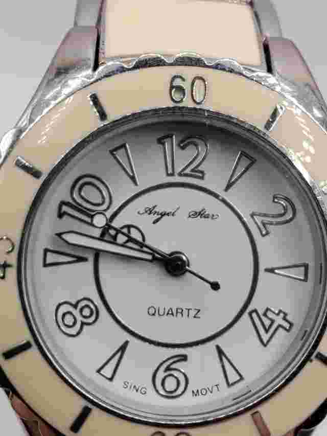Angel Star Ladies Fashion Quartz Watch 35mm Round Silver Tone Bracelet Band
