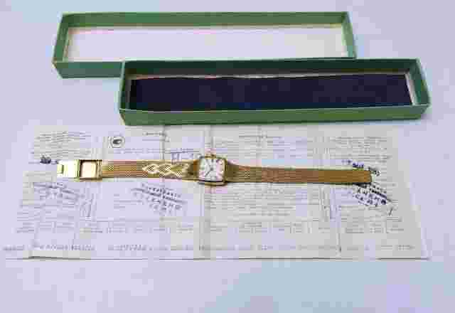 NEW Ladies Watch Luch Soviet mechanical 17 jewels Lady Beauty