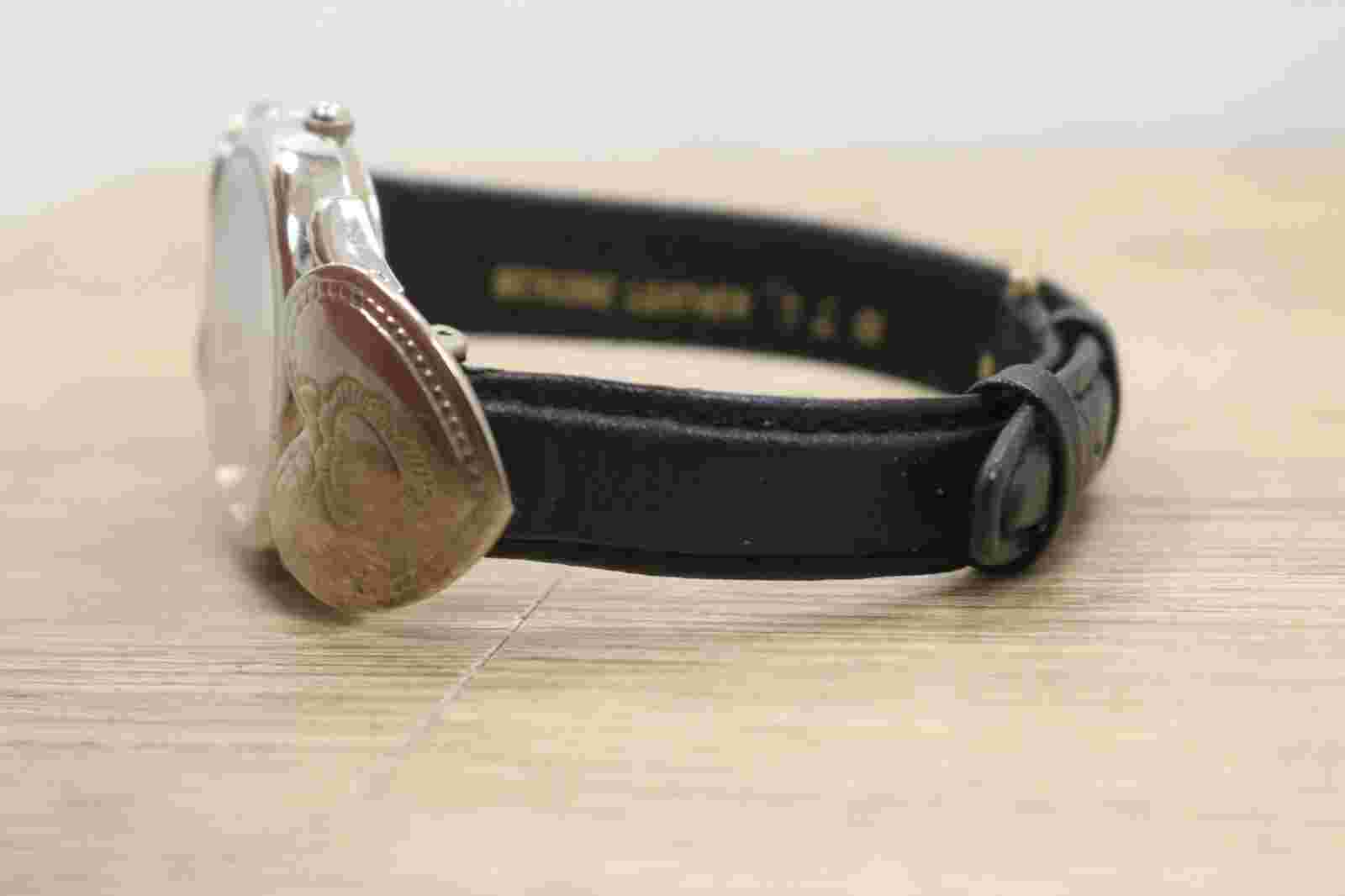 Western Spirit Watch Womens Silver Tone Black Leather Heart Bangle Moon New Batt