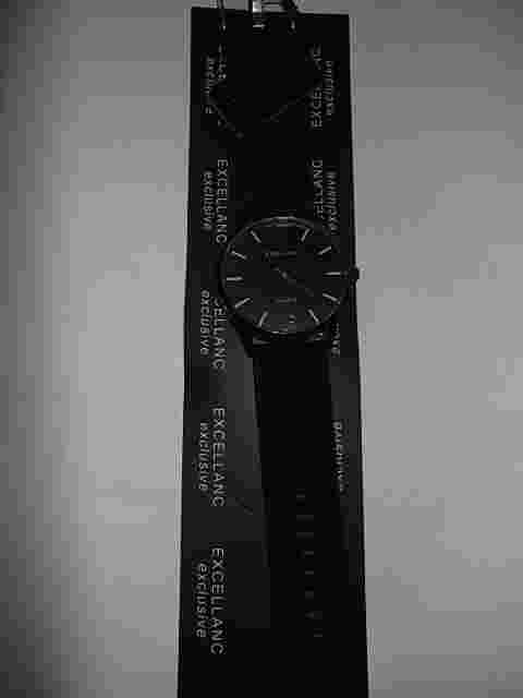 New - Chic Elegant Unisex Quartz Wristwatch by Excellanc with Leather Strap