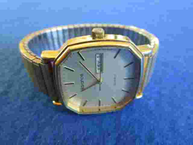 Advance Quartz Gold Tone Day Date Watch 160-64LL