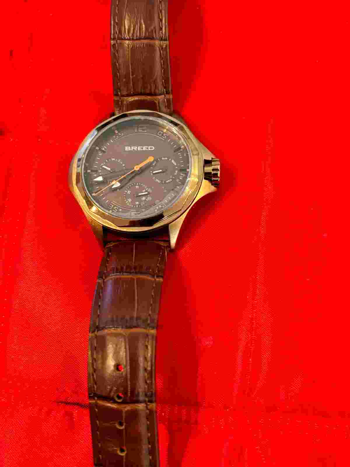 Breed  BROWN  Leather  Band QUARTZ  Watch - Men's / BROWN New  43 MM