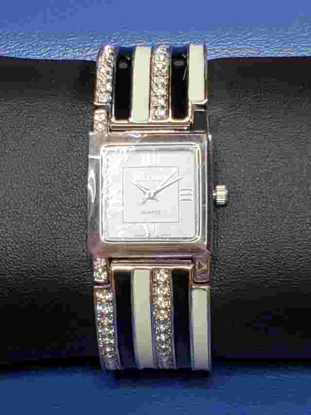 Elegant Ellen Tracy Silver-tone Women's Quartz Cuff Watch Black White Crystals