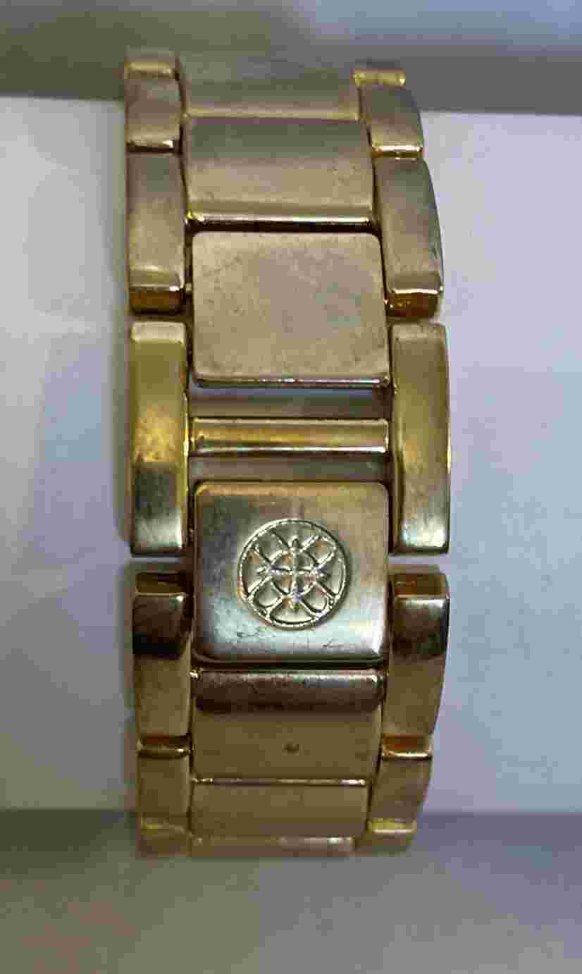 Elegant Nicole by Nicole Miller Gold Ladies Watch NNM113 with New Battery