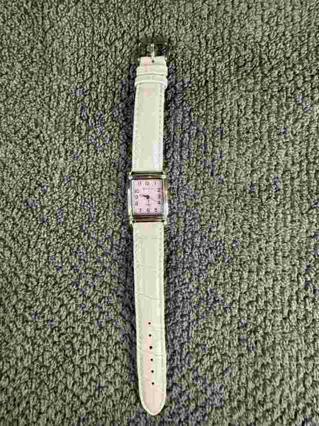 Bijou Womens Ladies watch Lavender face and band new battery