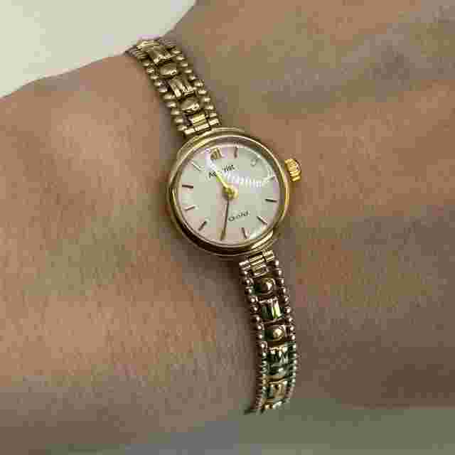 Accurist Gold Wrist Watch Bracelet Ladies 9ct 9k Yellow Gold - 7" inches