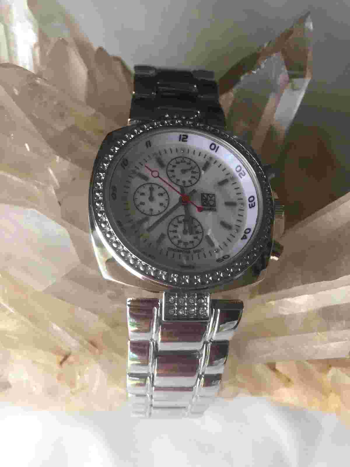 NY&C Nice NOS Quartz Watch With New Battery