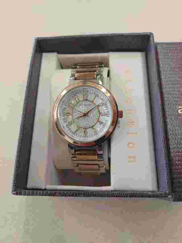 ATTENTION Wristwatch