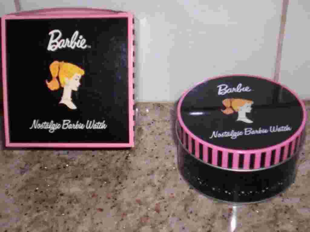 Barbie Nostalgic Watch Avon New In Hat Box Tin 2002 BARBIE COLLECTOR'S WATCH NEW