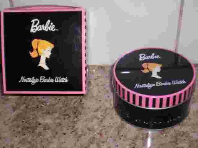 Barbie Nostalgic Watch Avon New In Hat Box Tin 2002 BARBIE COLLECTOR'S WATCH NEW