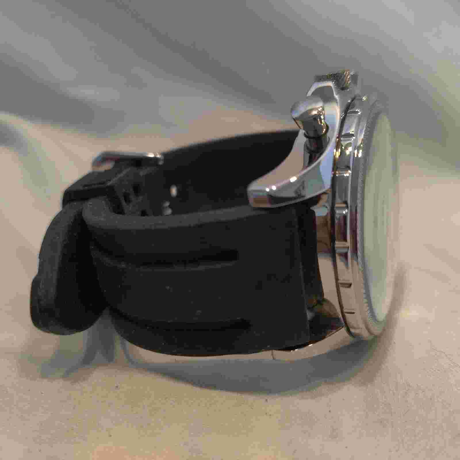 Akribos XXIV Men's Black Conqueror Swiss Multi Function Rubber Strap Watch. Nice