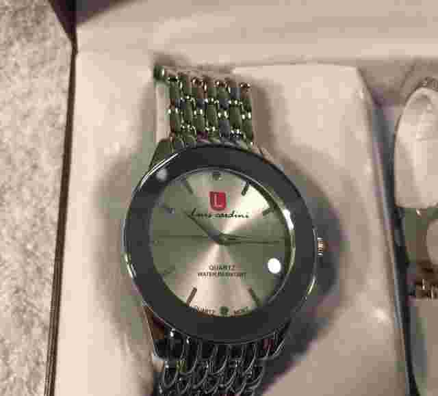 $249.99 Luis Cardini His & Her Metal Link Stylish Set of Watches NIB 80% OFF #18