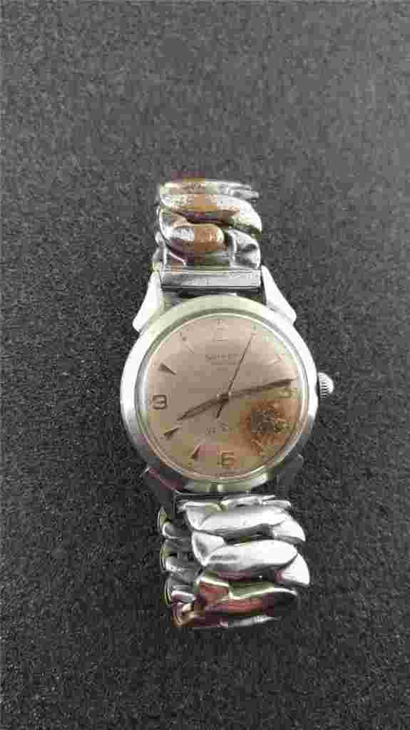 VINTAGE GOTHAM AQUA KING WRISTWATCH RUNNING AND KEEPING TIME