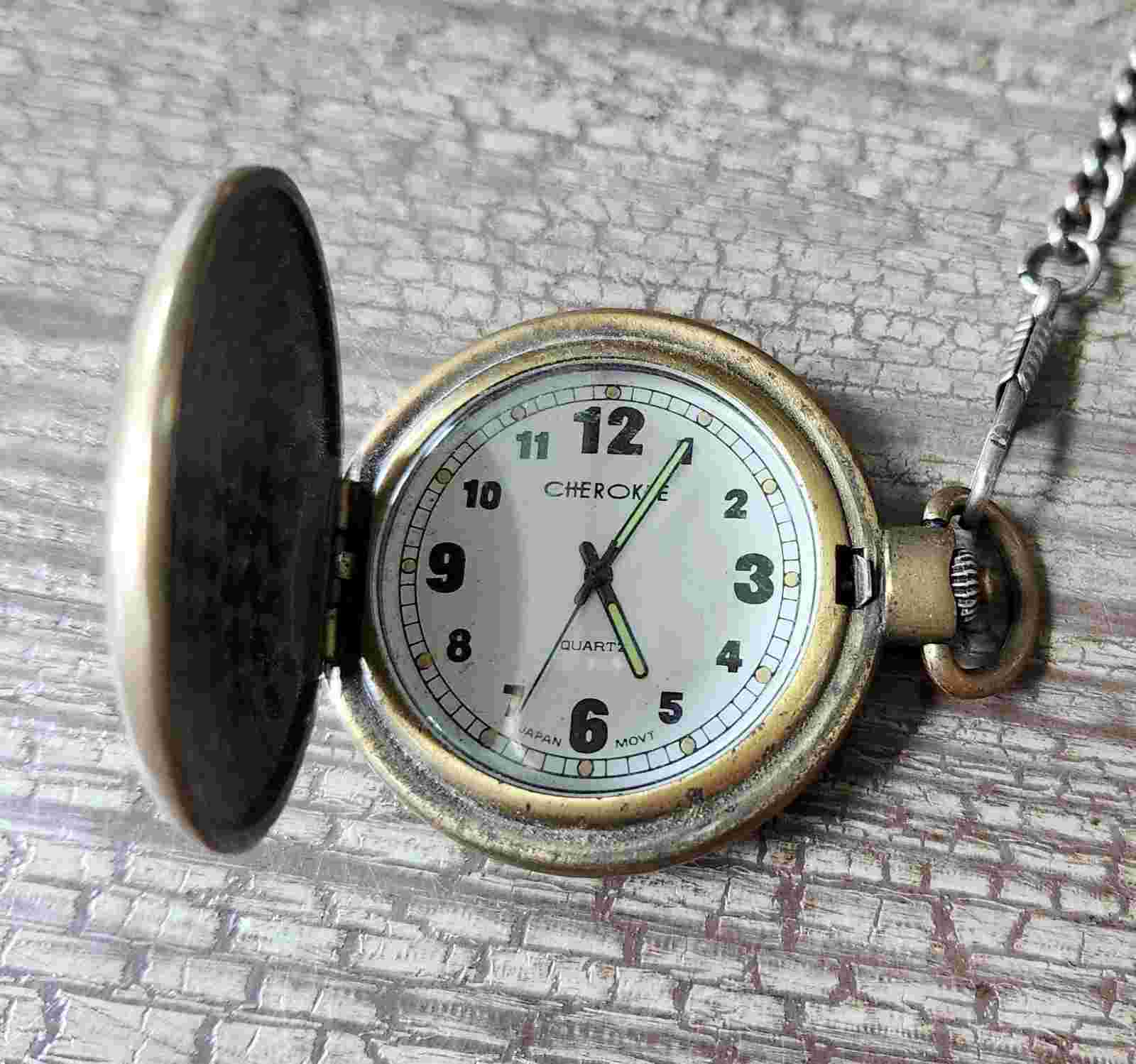 Cherokee Quartz Fashion Modern Pocket Watch with chain Japan Movt, untested