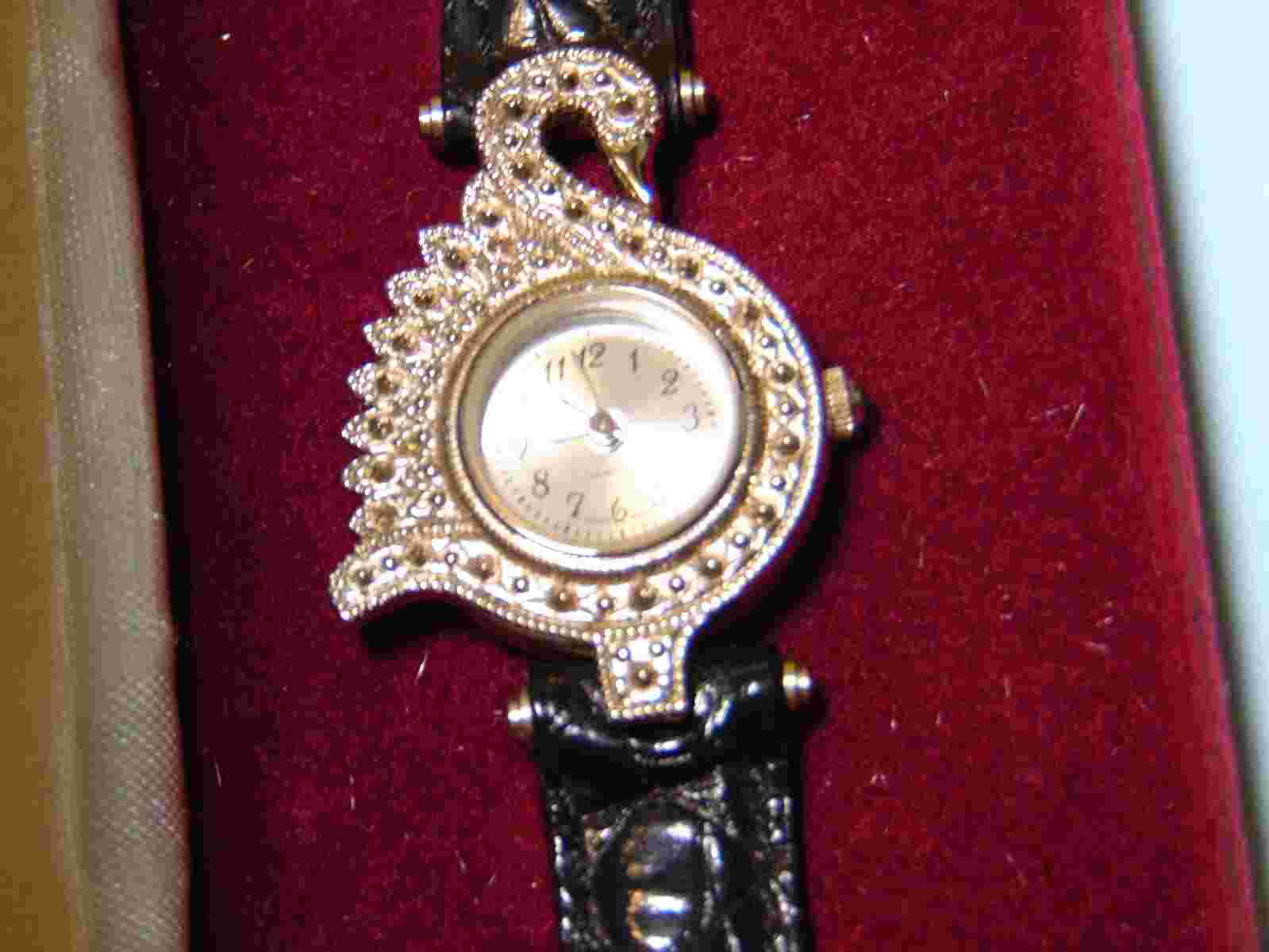 New in Original Box/Papers Vintage Premier Design Swan Watch - Needs Battery