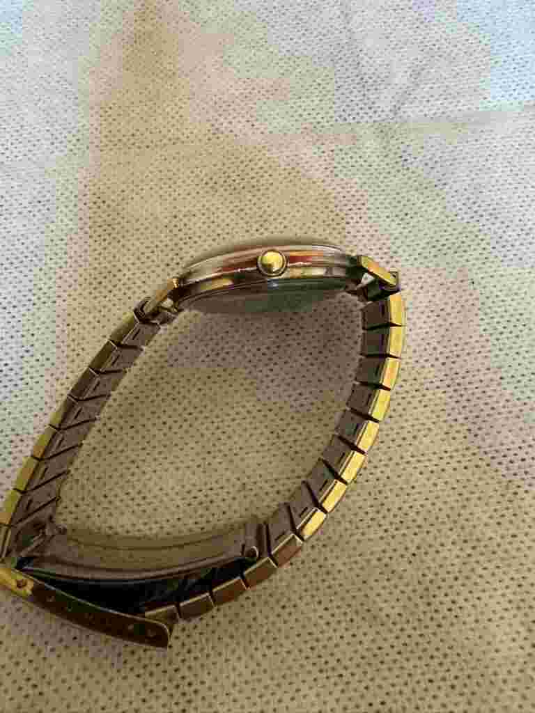 Vintage Le Gant  30 Jewels Automatic Mens Watch With Date