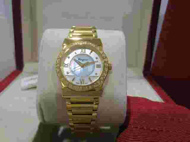 Salvatore Ferragamo Women's FI1910015 VEGA DIAMONDS MOP Dial Gold IP Watch