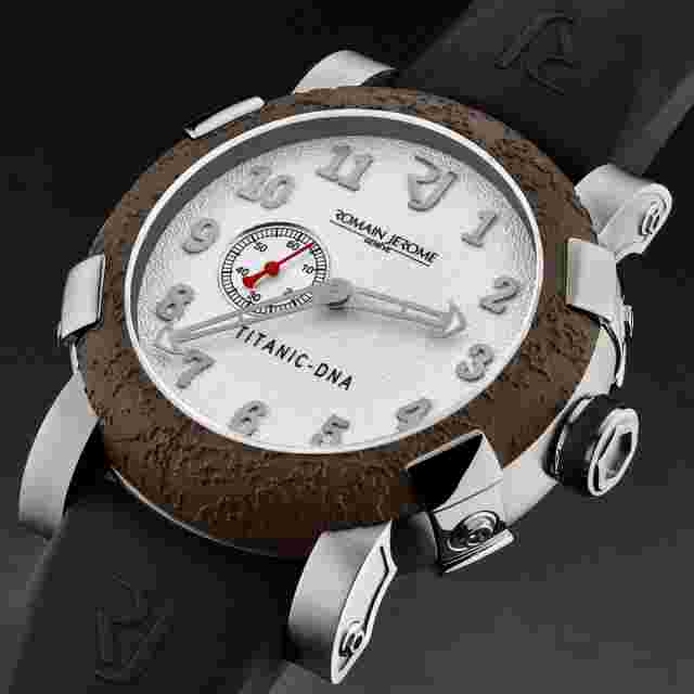 Romain Jerome Mens 'Titanic' White Dial Black Rubber Strap Watch RJTIAU.201.10