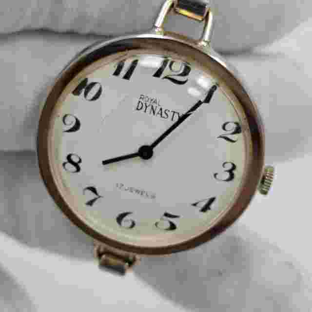 Vintage Royal Dynasty Watch Women 34mm Manual Wind Bangle Bracelet Mid Century