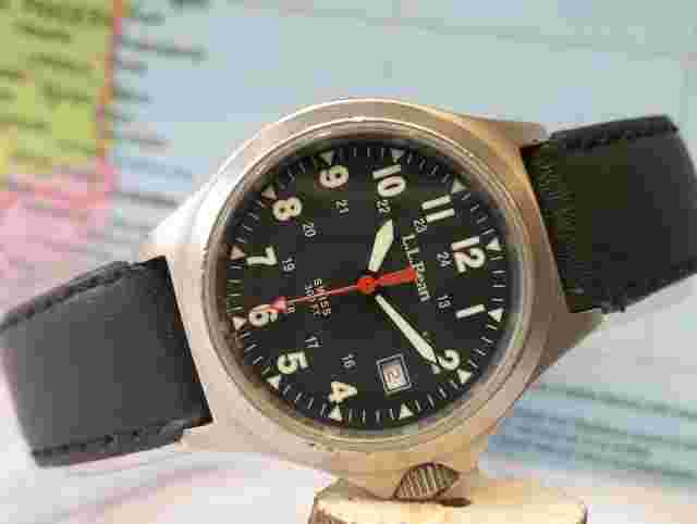 L.L. BEAN QUARTZ BLACK DIAL D08 SWISS UNISEX ADULTS FULL WORKING VINTAGE WATCH