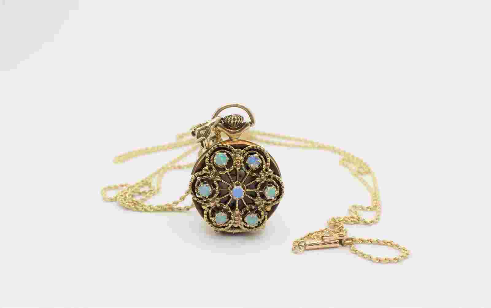 Eloga 14k Yellow Gold Art Deco Pendant with Neclace Watch 20.4 Grams