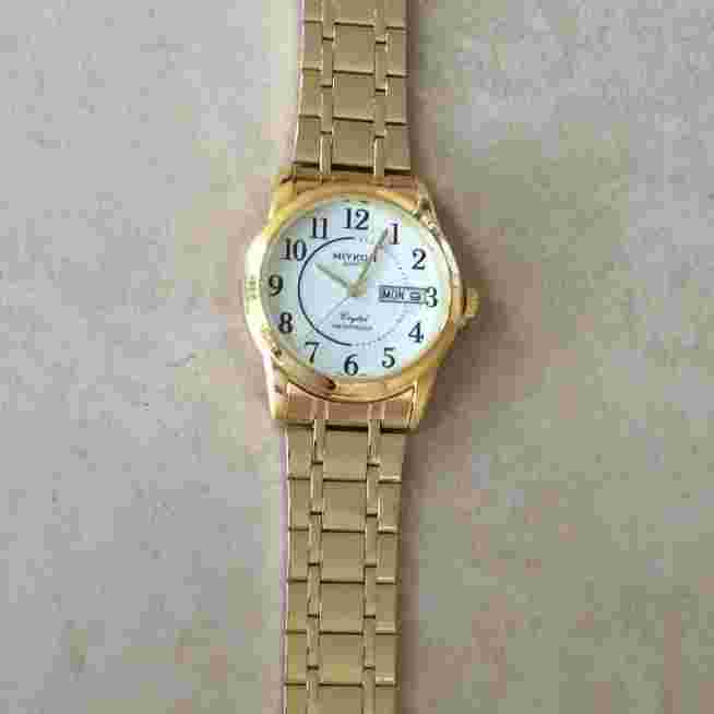 Miykon Gold Men's Watch Round White Day & Date Dial on Gold Linked Band New Item