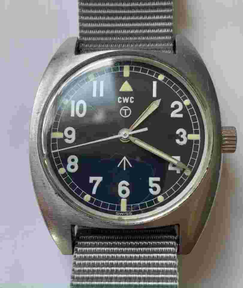 CWC W10 WATCH (MECHANICAL) - 1976.  BRITISH ARMY (NUMBER 1)