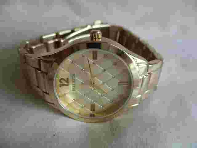 Valletta Analog Wristwatch