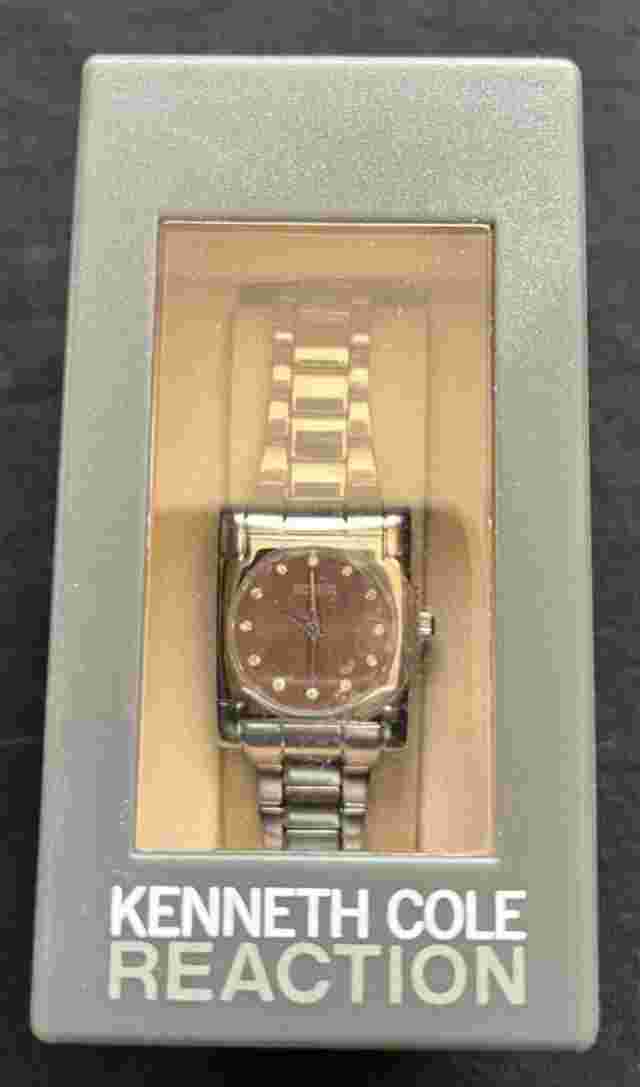 Kenneth Cole Reaction A126-11 F3562621 Quartz Ladies Analog Stainless Steel EUC