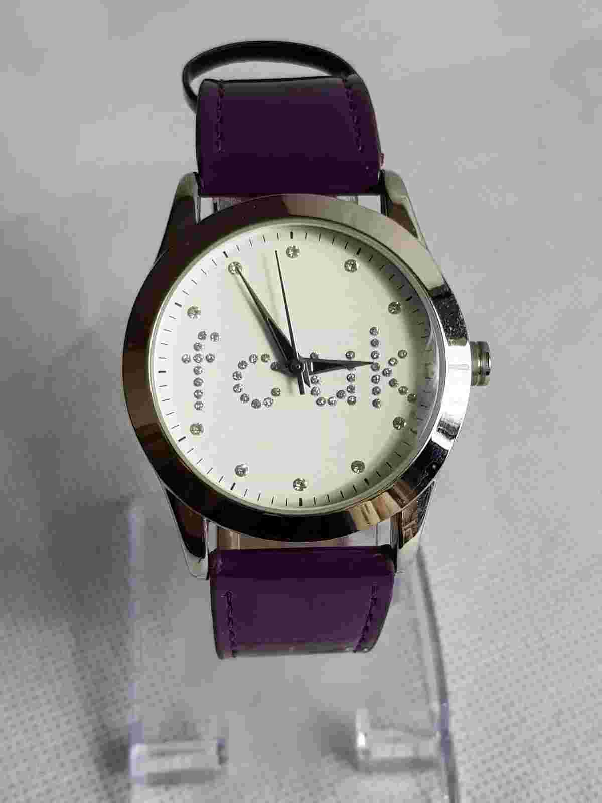 Beautiful FCUK Ladies Quartz Watch FC07AV