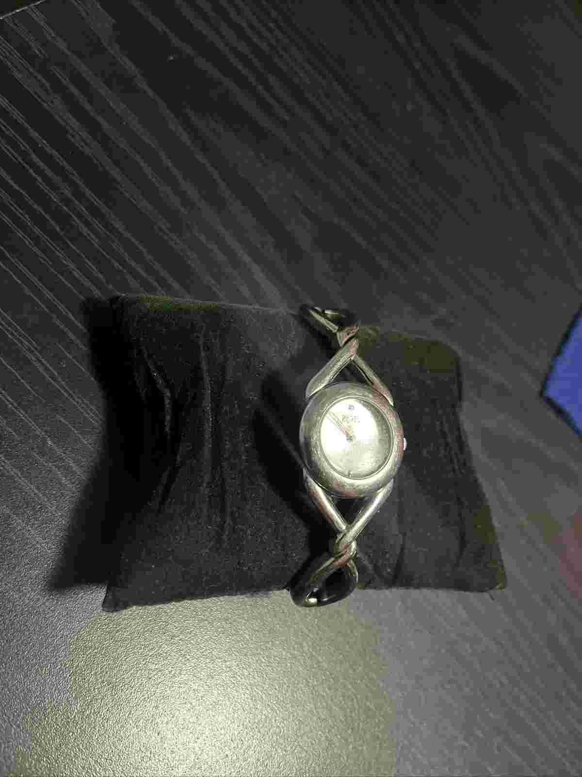 Roots R769 Stainless Steel Classy Women's Watch - Good Condition!