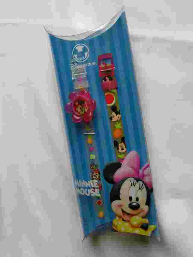 Walt Disney MINNIE MOUSE Watch NEW Old Stock wt Changeable Bands (w136)