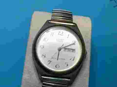 Beautiful Vintage Sharp Watch Silver Tone Quartz Running New Battery