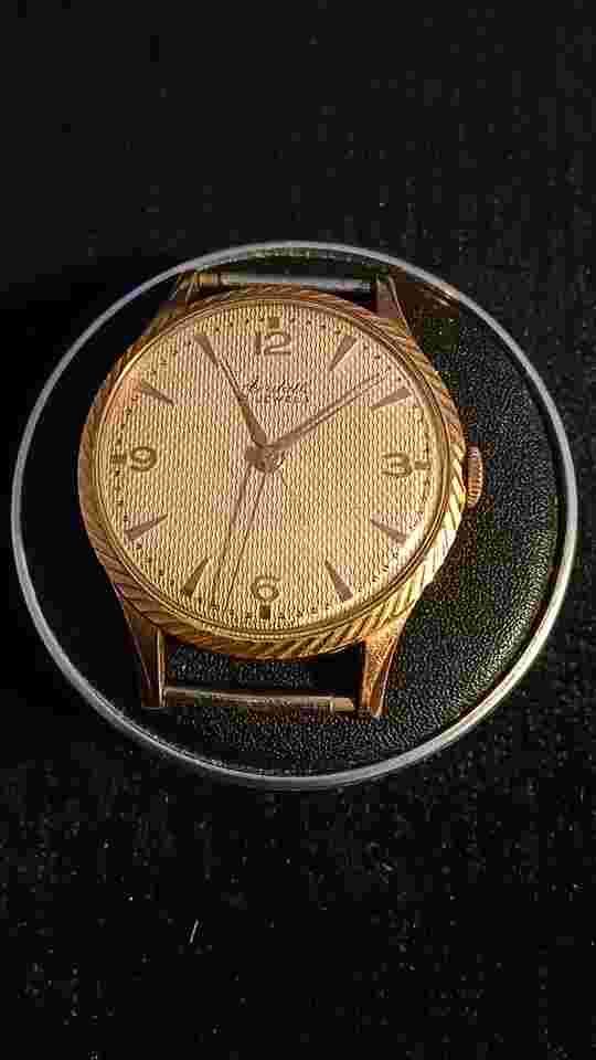Vintage 1960's Ardath Swiss Made Hand Wind Mens Wrist Watch 17 Jewels BEAUTIFUL