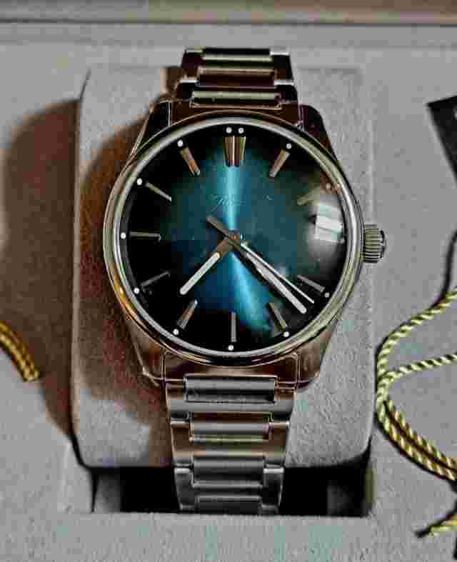 H.Moser & Cie PIONEER CENTRE SECONDS 3200-1214 Automatic Good Condition Japan