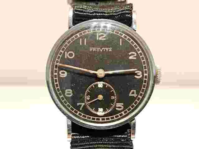 VINTAGE RARE SWISS SMALL 30mm WW2 MILITARY BLACK DIAL MEN'S WATCH "PROVITA" 15J.