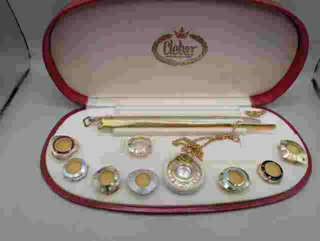 Lot Of 2 Vintage Clebar Interchangeable Ladies Wristwatch Sets